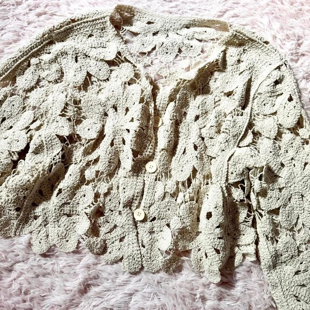 Whimsical Cottage Core Open Knit Floral Boho Indie Cardigan Womens OS Minimalist